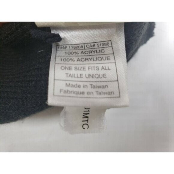 Chicago Blackhawks Toque Beanie Cuffed Knit Hat Pom Pom NHL Logo CCM Hoc… - Picture 8 of 12